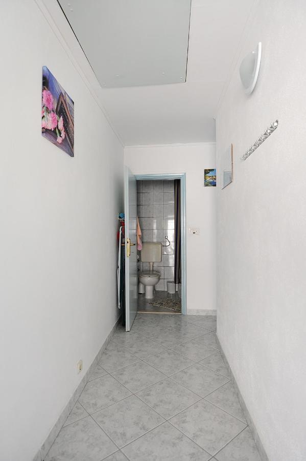 Apartments Rejo Donji Okrug  Exterior foto